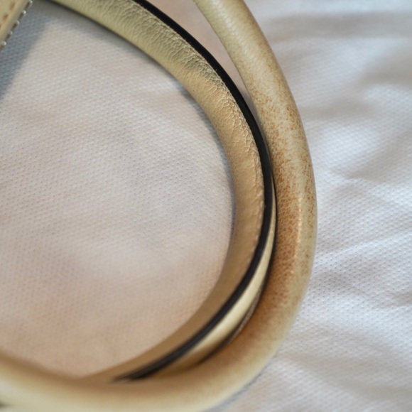 Givenchy Antigona Medium Cream - Picture 16 of 16